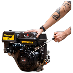Motor Estacionário a Gasolina Toyama TE420EK-RP 4 Tempos 15HP 420cc Partida Elétrica Eixo Horizontal Multiuso Sensor