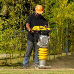 Compactador Solo Gasolina Toyama 4.5HP 76Kg 13.7kN TTR80ZMXP