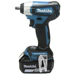 Chave de Impacto 18V 2400 RPM Com 2 Baterias Carregador Mak-Pac 2 Torque 180N.m DTW180RTJ Makita