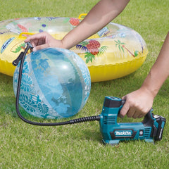 Compressor de Ar Portátil Sem Fio 12V 121 PSI Com 4 Baterias MP100DZ-4BAT Makita