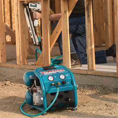 Compressor de Ar 2.5Hp 130PSI Com 2 Saídas Tanque 16L MAC2400 110V Makita