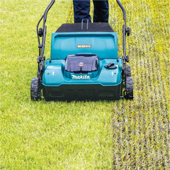Escarificador de Grama a Bateria 380 mm 40V UV001GM201 Makita