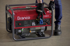 Gerador à Gasolina 2,2Kva Chave Seletora Partida Manual B4T-2500 S Branco