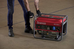 Gerador à Gasolina 2,2Kva Chave Seletora Partida Manual B4T-2500 S Branco