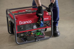 Gerador à Gasolina 2,2Kva Chave Seletora Partida Elétrica B4T-2500SE Branco