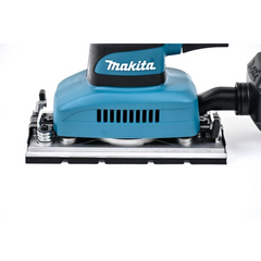 Lixadeira Orbital 190W Ideal para Madeira Metal Com Lixa Saco Coletor de Pó BO3711 110V Makita