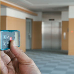 Medidor de Distancia à Laser 50M Bateria IP54 7 Funções com Coldre Alça e Pilha LD050P Makita