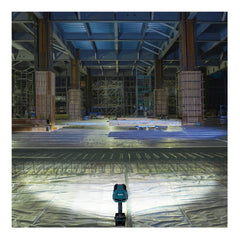 Lanterna Led Xgt 40V 1250 Lumens Sem Bateria Sem Carregador ML007G Makita