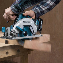 Serra Circular a Bateria 18V DHS680Z-P Makita