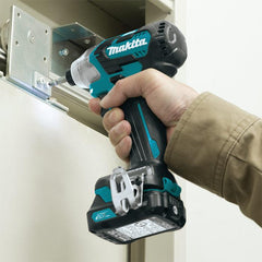 Parafusadeira de Impacto Torque 135N.m 3000 RPM Sem Bateria Sem Carregador TD111DZ Makita