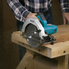 Serra Circular 180Mm 1050W Com Lâmina TCT Guia Reta Chave Punho Emborrachado M5801B 220V Makita