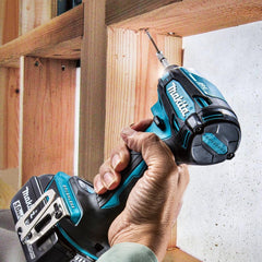 Parafusadeira de Impacto à Bateria 18V 3600 RPM com Bateria Carregador Maleta DTD172RTJ Makita