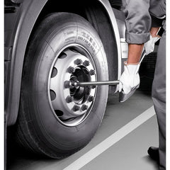 Chave De Roda Aço Cromo Vanádio 24x30mm Tramontina PRO Para Caminhão