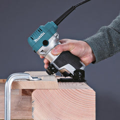 Tupia Eletronica 6Mm Industrial 710W Com Adaptador Coletor Bolsa Acessórios RT0700CX3 110V Makita