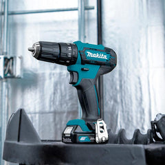 Parafusadeira Furadeira Impacto 10 mm 1700RPM Sem Bateria Sem Carregador HP333DZ Makita