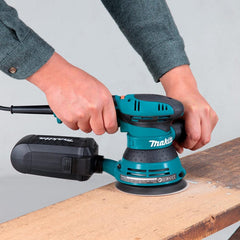 Lixadeira Roto Orbital 125Mm Industrial 300W Com Punho Lixa Saco Coletor de Pó BO5041 110V Makita
