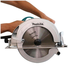 Serra Circular 235Mm Industrial 2000W Com Punho Chaves Lâmina 5902B 127V Makita