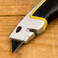 Estilete Trapezoidal  Profissional 18 MM Tradestar