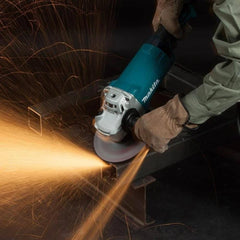 Esmerilhadeira Angular 180Mm Industrial 2200W Com Punho Lateral e Chave GA7061R 220V Makita