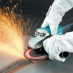 Esmerilhadeira Angular 115Mm Industrial 840W Protetor Chave Flanges Punho 9557HNG 127V Makita