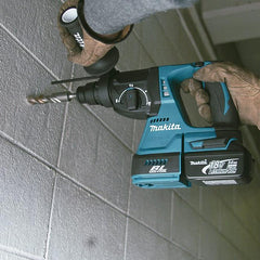 Martelete Combinado 24Mm Sem Fio 18V Força 2,4J Com 2 Baterias Carregador Maleta DHR242RFE Makita
