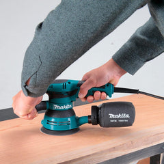 Lixadeira Roto Orbital 125Mm Industrial 300W Com Lixa Saco Coletor BO5040 110V Makita