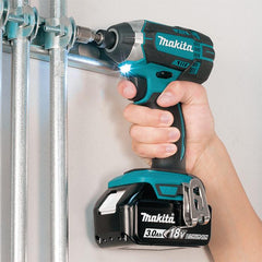 Parafusadeira de Impacto Torque 165N.m Sem Bateria Sem Carregador DTD152Z Makita