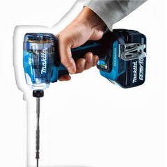 Parafusadeira de Impacto à Bateria 18V 3600 RPM com Bateria Carregador Maleta DTD172RTJ Makita