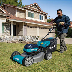 Carrinho Cortador de Grama 530Mm Sem Fio 40V Com 2 Baterias Carregador LM002GT201 127V Makita