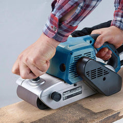 Lixadeira de Cinta Industrial 940W Com Lixa Apoio Coletor de Pó Placa de Carvão M9400B 127V Makita
