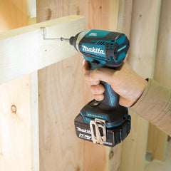 Parafusadeira de Impacto Torque 175N.m Sem Bateria Sem Carregador DTD154Z Makita