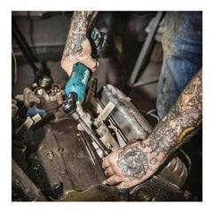 Chave Catraca CXT Bateria 12V Com 1 Bateria Carregador Maleta e Adaptadores WR100DSA Makita