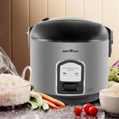 Panela de Arroz Elétrica BPA10PI Britânia Inox Com Função Refogar Legumes Com Acessórios 127V