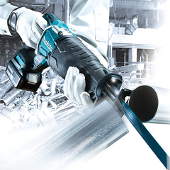Serra Sabre Sem Fio 18V Portátil Com Resistência Água 2 Baterias Carregador Maleta DJR187RTE Makita