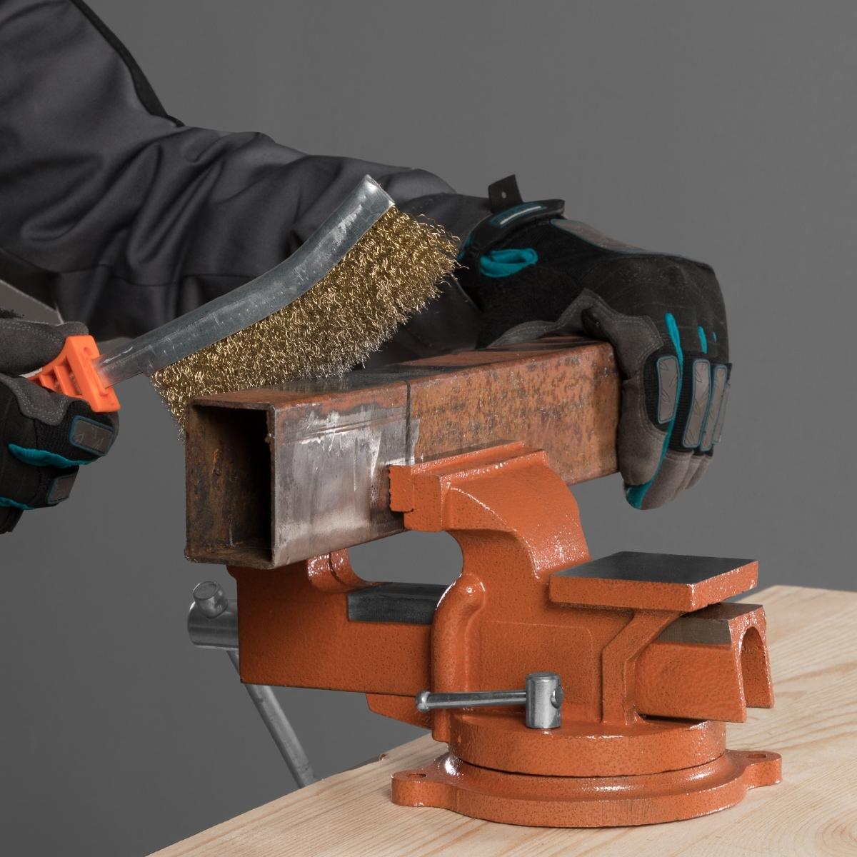 Torno de Bancada Rotativo com Bigorna 4'' 100mm Sparta 1862355 - Guimepa