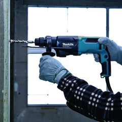 Martelete Rotativo Industrial 7/8'' SDS PLUS 710W Com Punho Lateral Maleta M8700B 127V Makita