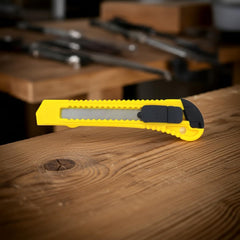 Estilete 18 MM Largo com Trava Tradestar