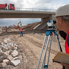 Nível Óptico Bosch Gol 26 D Zoom De 26X Em Maleta