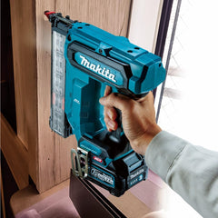 Pinador 18GA 40 mm Tipo F Até 100 Pinos Sem Bateria Sem Carregador FN001GZ Makita