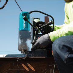 Furadeira Com Base Eletromagnética 1050W Com Chave Cinto Copo Fluído Maleta HB350 220V Makita