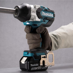 Chave de Impacto Makita 3/4 Pol a Bateria 18V DTW1005Z LXT Profissional Sem Bateria e Carregador