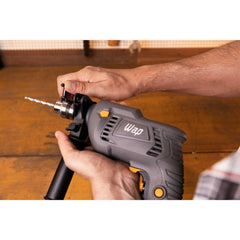 Parafusadeira e Furadeira de Impacto WF 700K10 Mandril de 3/8" Potência de 700W com 11 Acessórios 127V