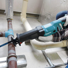 Serra Sabre 28Mm Industrial 1010W 2800 Golpes por Minuto Com Corpo Emborrachado M4501B 127V Makita