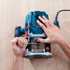 Tupia Gof 130 Bosch 1300W 127V 2 Pinças + 1 Fresa