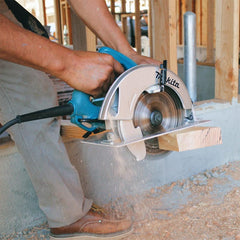 Serra Circular 185Mm Industrial 1800W Com Guia Reta Lâmina TCT 50007N 127V Makita