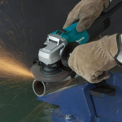 Kit Furadeira de Impacto M0801B + Esmerilhadeira Angular M0901B MTK0003B 127V Makita