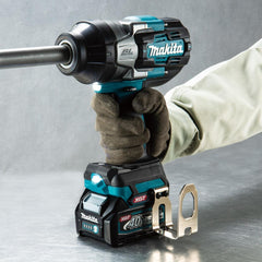 Chave de Impacto Pesada Makita 3/4 Pol a Bateria 40V TW011GM201 XGT 2 Baterias Carregador e Mak-pac