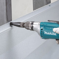 Parafusadeira Para Drywall Gesso 570W Torque 18N.m Com Porta Bit 2 Bits Phillips FS2700 110V Makita