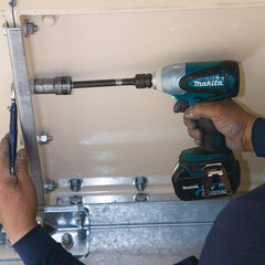 Parafusadeira e Furadeira 10 mm 1700RPM Sem Bateria Sem Carregador DF033DZ Makita