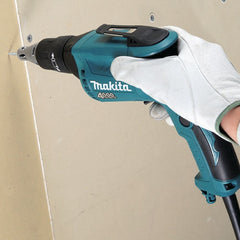 Parafusadeira Para Drywall Gesso 570W Torque 16N.m Com Maleta 2 Bits Phillips FS4000JX2 127V Makita